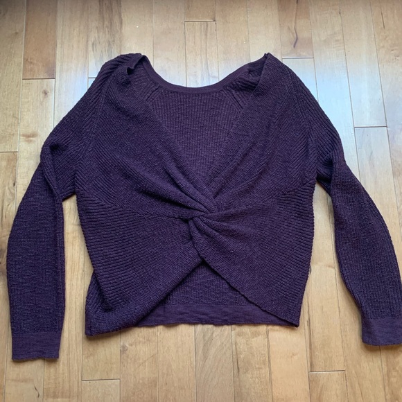 Aerie Backless Sweater - Picture 5 of 9